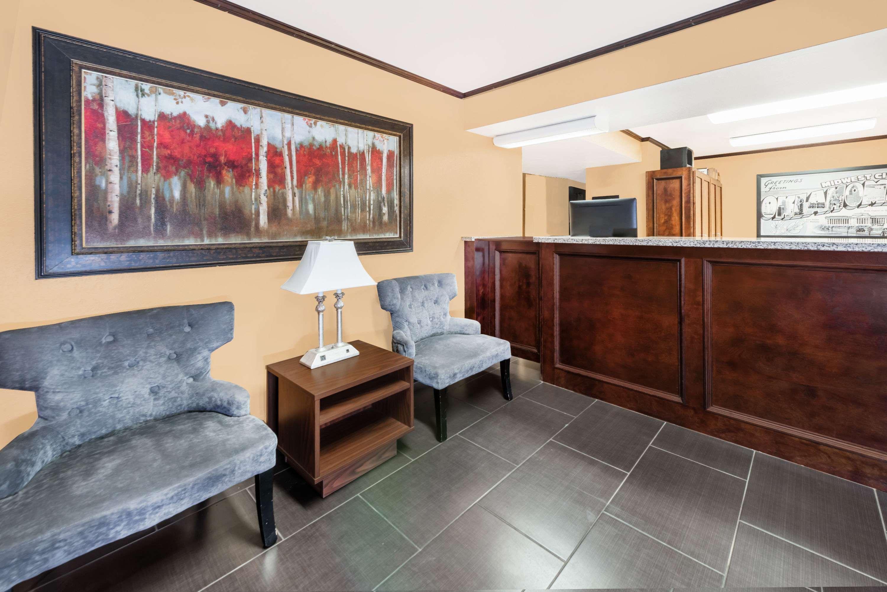 Super 8 By Wyndham Midwest City Ok Bagian luar foto